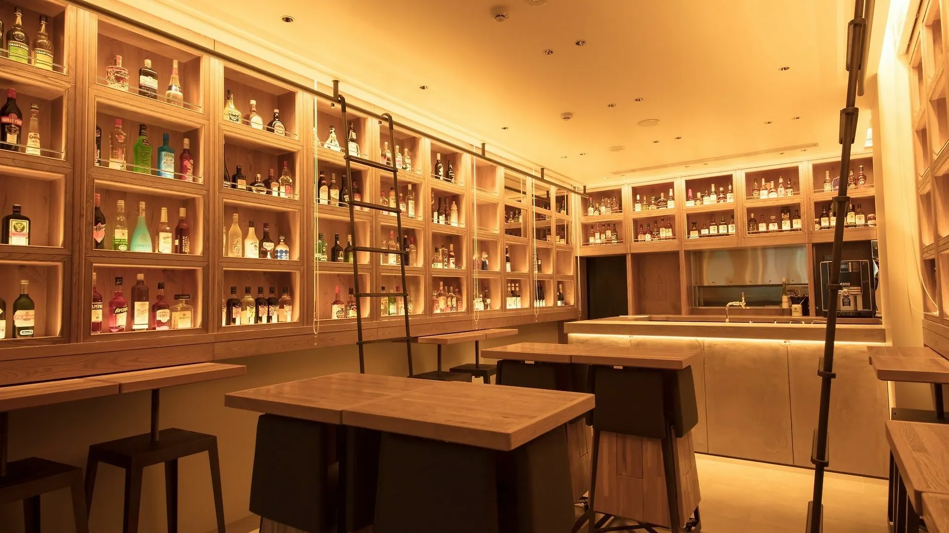 Henn Na Hotel Tokyo Ginza